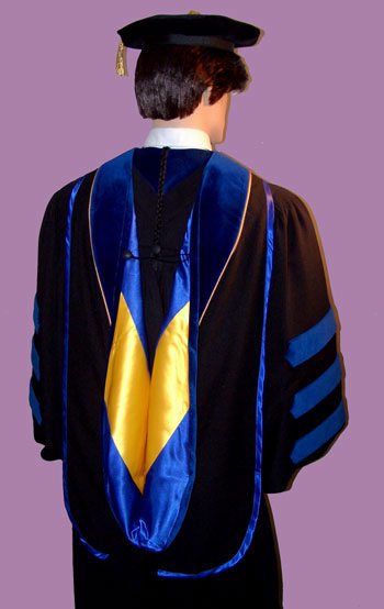 What to Wear Under the Graduation Gown? – Cap and Gown Direct